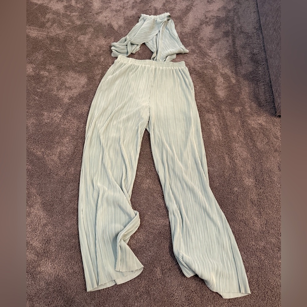 Summer Of Diane x Vici Set